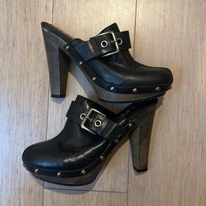 Women’s Report Heeled Clogs